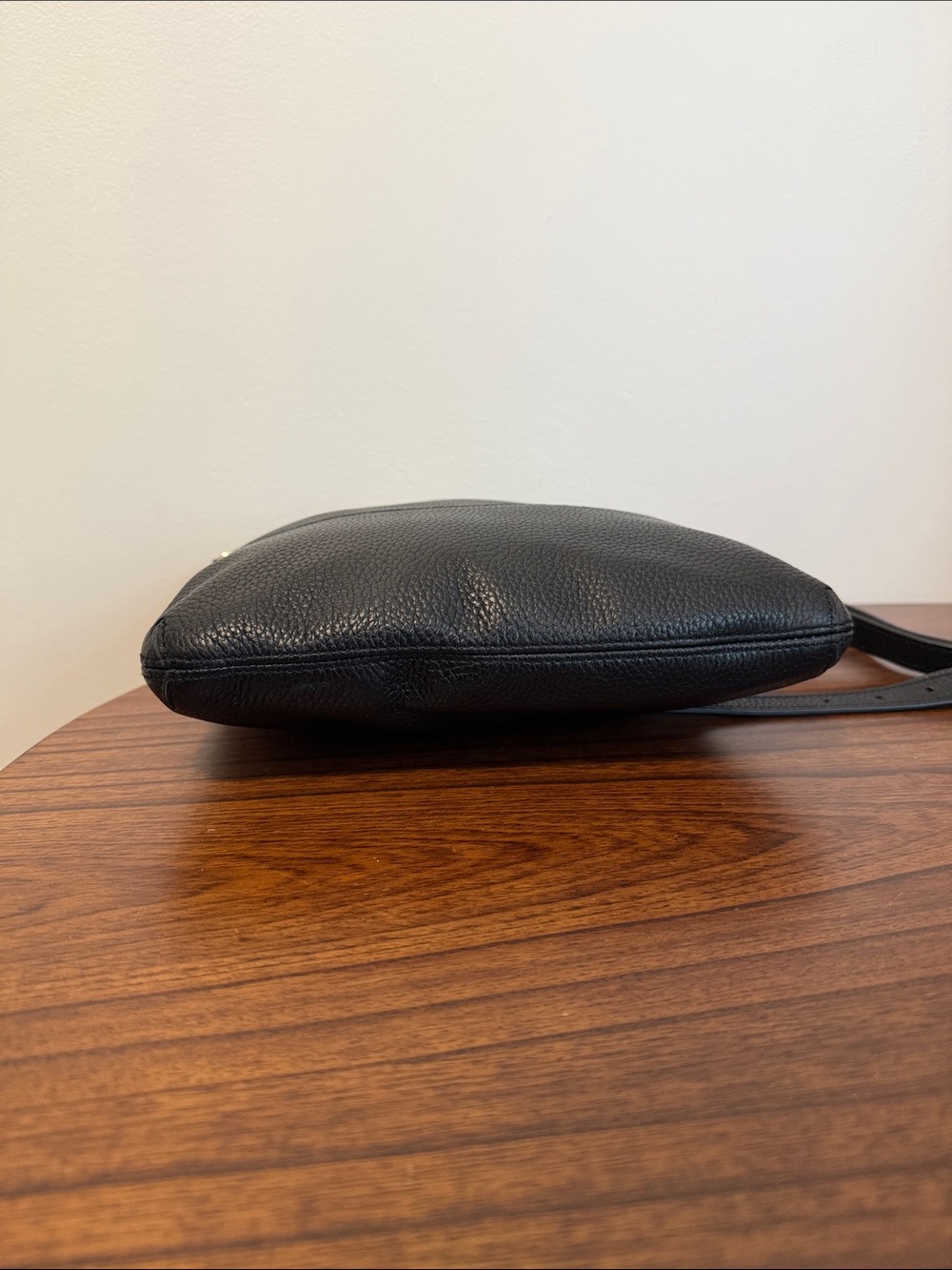 kate spade Black Pebbled Leather Messenger Crossbody - Picture 3 of 4